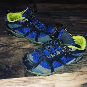 Eddie Bauer Boy’s Hiking Tennis Shoe Sz 4